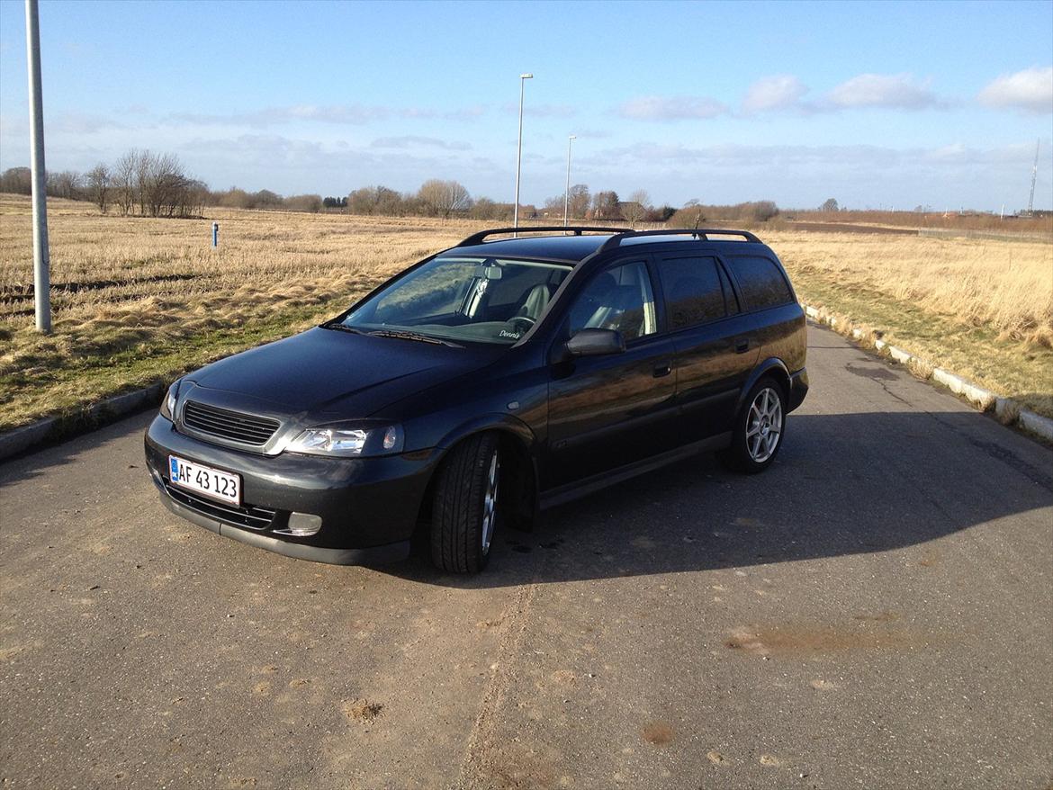 Opel Astra G st.car totalskadet billede 1