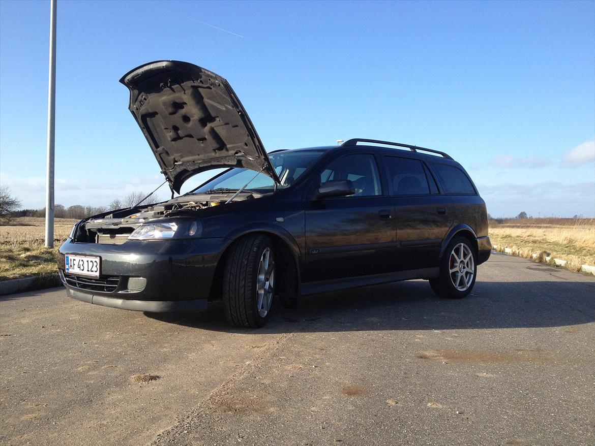 Opel Astra G st.car totalskadet billede 6