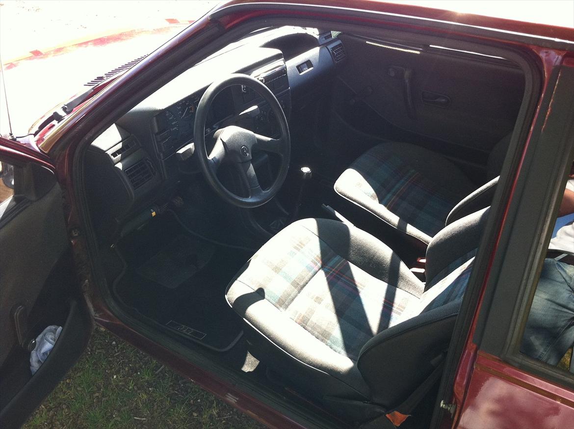 VW Polo Coupé {Solgt} billede 4