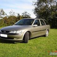 Opel vectra B, CD st.car