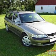 Opel vectra B, CD st.car