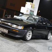 Toyota AE86