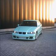 BMW 320/328i