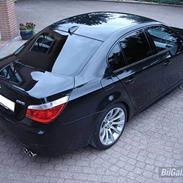 BMW M5 E60