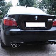 BMW M5 E60