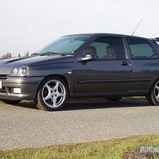 Renault Clio 16V