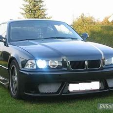BMW 325i Coupe (Solgt)