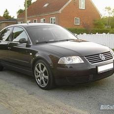 VW Passat 130TDI -SOLGT-