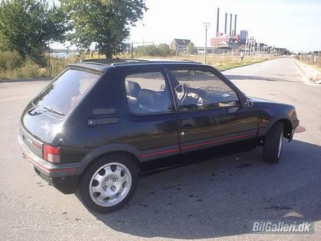 Peugeot 205 2,2  +100HK nos SOLGT billede 2