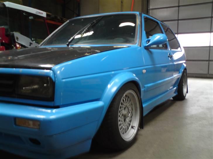 VW Golf 2. 1.8 GTI **solgt** billede 1