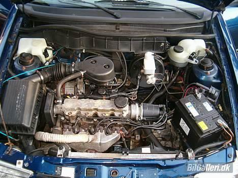 Opel Astra 1,6 i club st.car *Solgt* billede 2