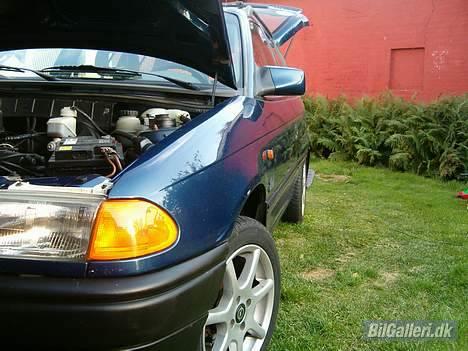 Opel Astra 1,6 i club st.car *Solgt* billede 8