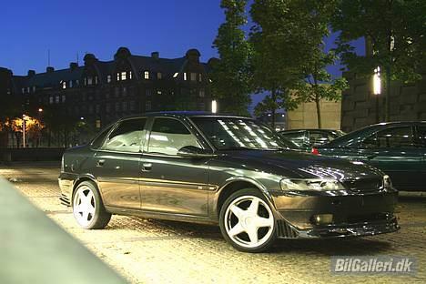 Opel Vectra B, CD (Solgt) billede 6