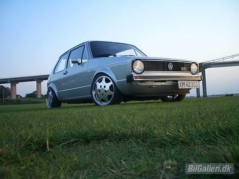 VW Golf 1 GTI Solgt billede 2