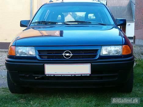 Opel Astra 1,6 i club st.car *Solgt* billede 20