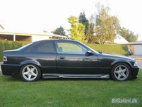 BMW 325i Coupe (Solgt) billede 3