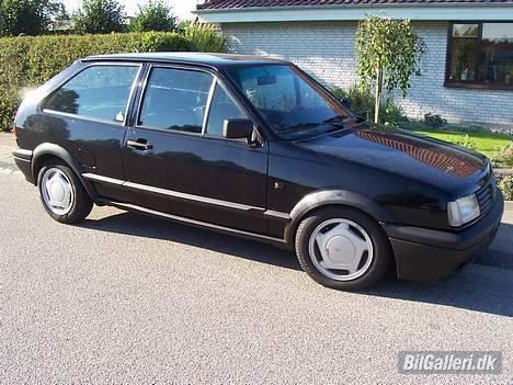 VW Polo GT SOLGT - Et billed som den stod da jeg fik den hjem, uvasket... billede 2