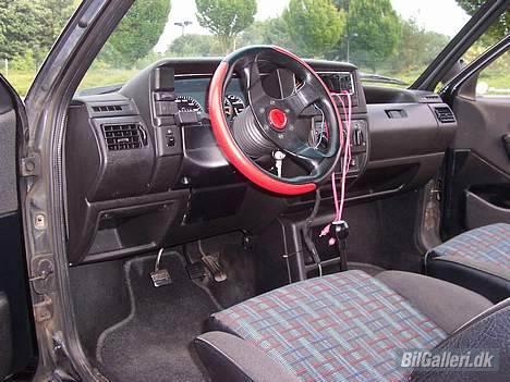 VW Polo GT SOLGT - Derfra er den også pæn, dejligt rat :) billede 13