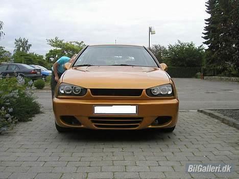 VW Golf 3 (SOLGT) - Ved ik, men elsker sku den front.. billede 2