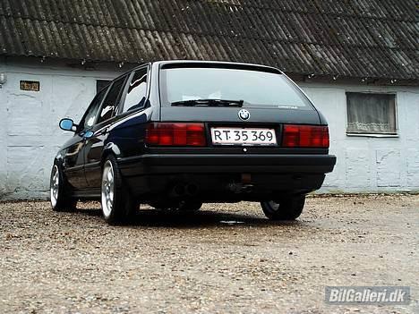 BMW 320i touring Turbo solgt billede 5