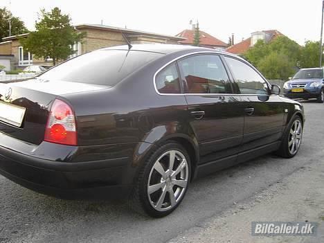 VW Passat 130TDI -SOLGT- billede 4