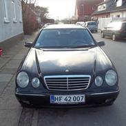Mercedes Benz e 320 Avantgarde