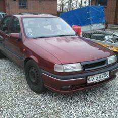 Opel Opel Vectra 2.5 V6 Aut. Sedan 