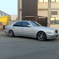 Mercedes Benz E270CDI Aut. Avantgarde Solgt