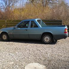 Mercedes Benz 300 Pick up