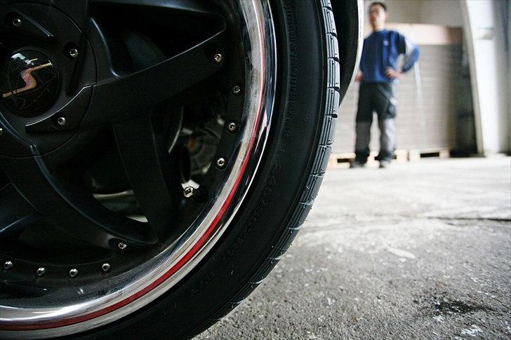 Smart Fortwo Coupé Edition Nightlight - 245/35-17 er vel et okay dæk til en lille smart ? :-) billede 20