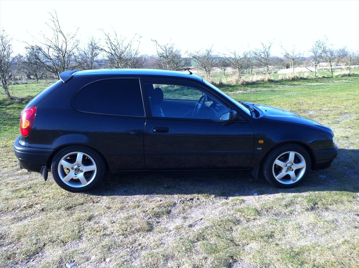 Toyota Corolla E11 billede 4