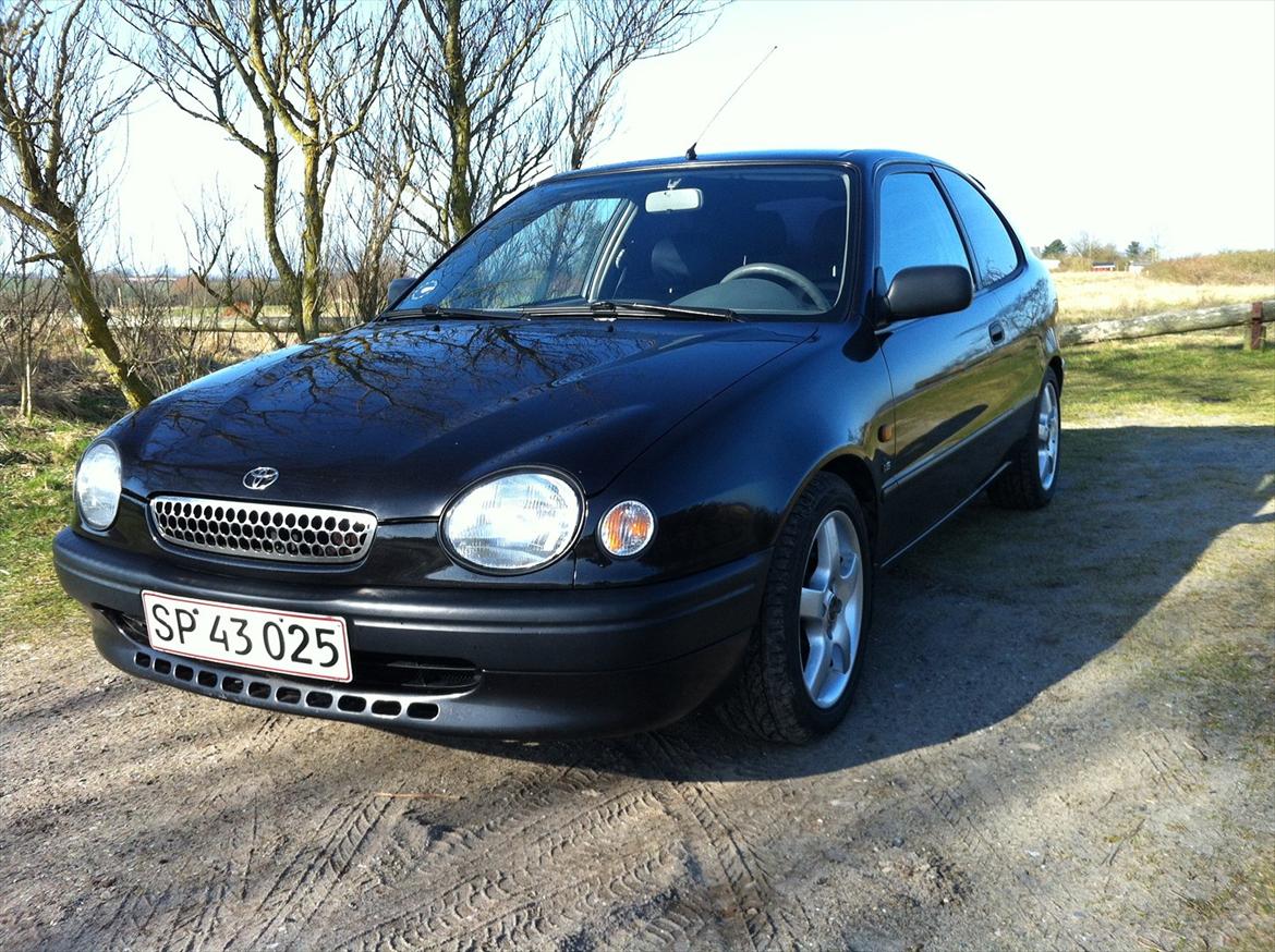 Toyota Corolla E11 billede 7