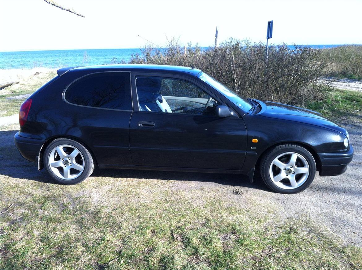 Toyota Corolla E11 billede 14