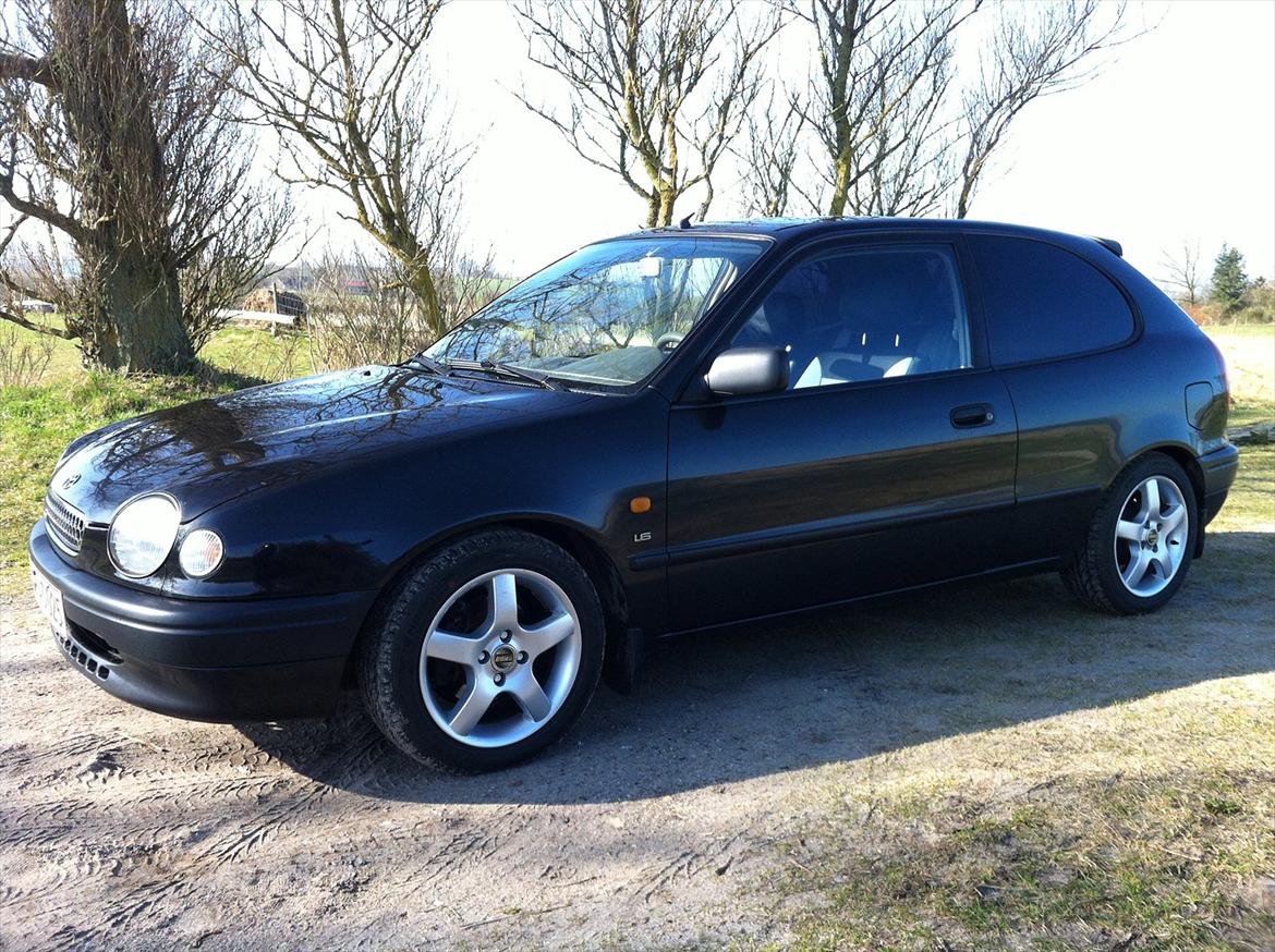 Toyota Corolla E11 billede 15