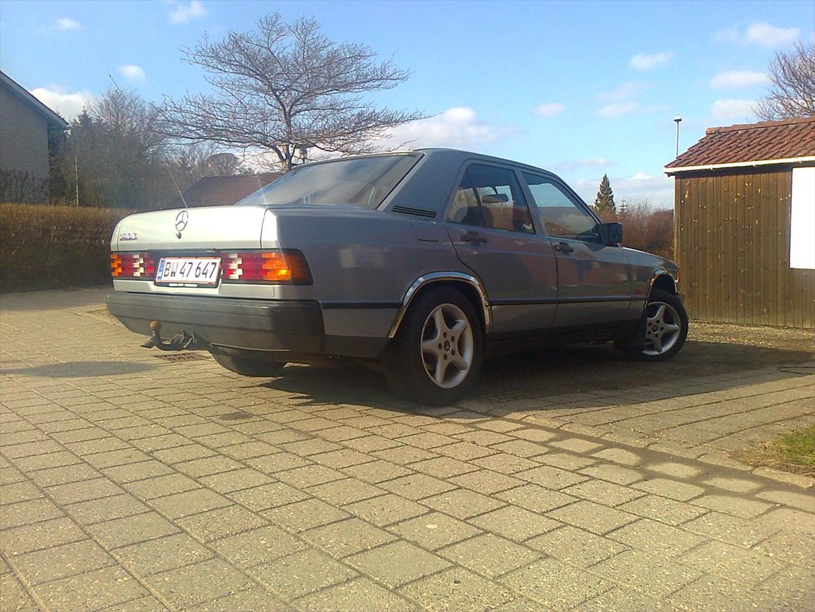 Mercedes Benz 190E 2.0 billede 4