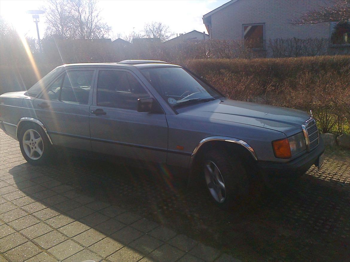 Mercedes Benz 190E 2.0 billede 11