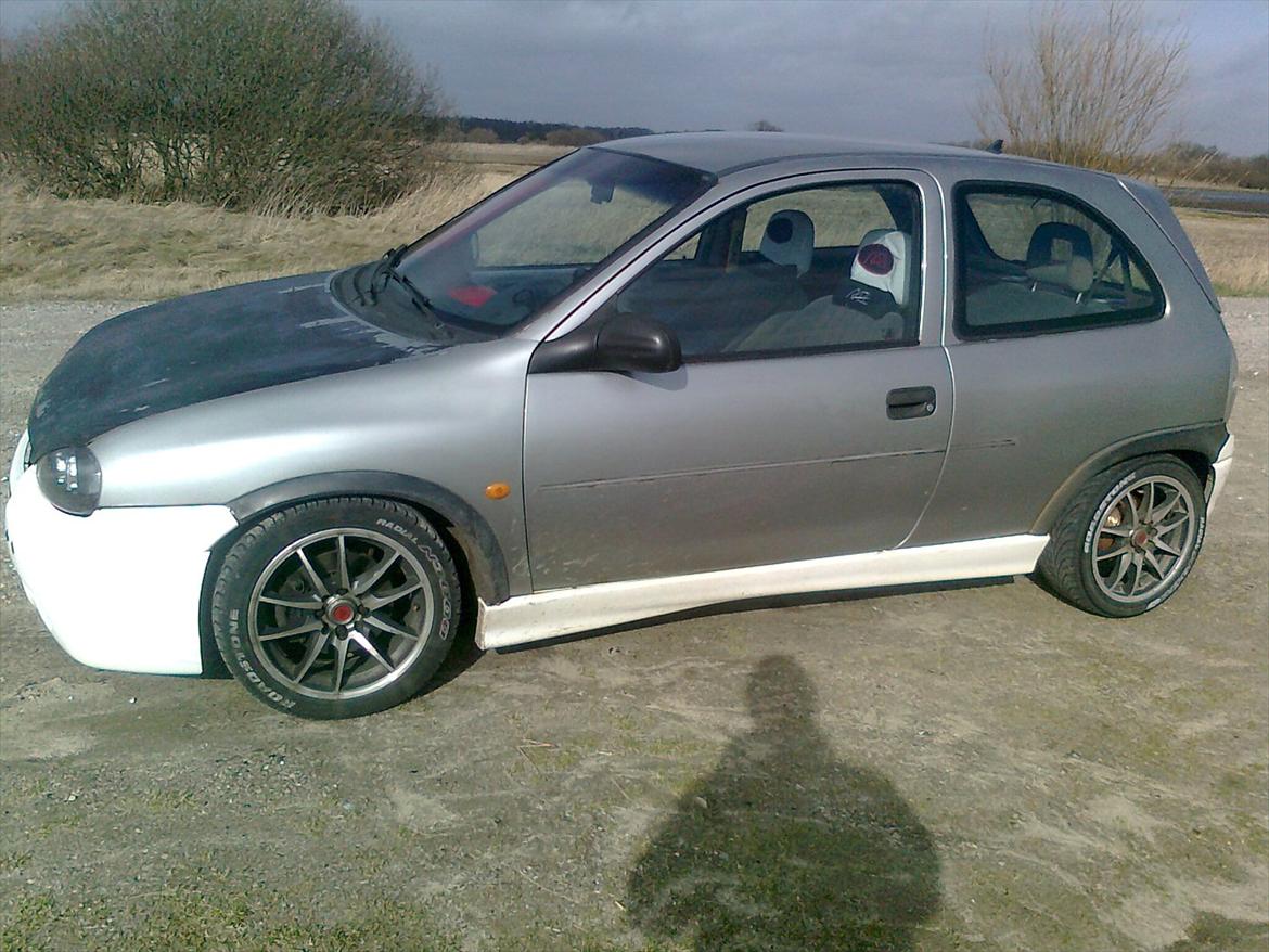 Opel Corsa GSI 1,6 16v skrottet billede 11