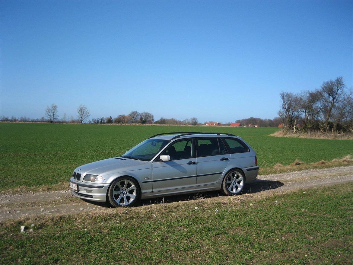 BMW E46 320d Touring Sport billede 4