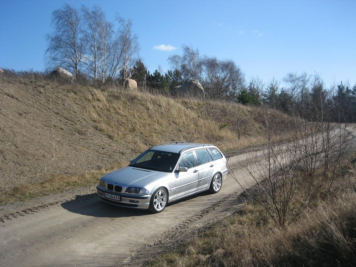 BMW E46 320d Touring Sport billede 1