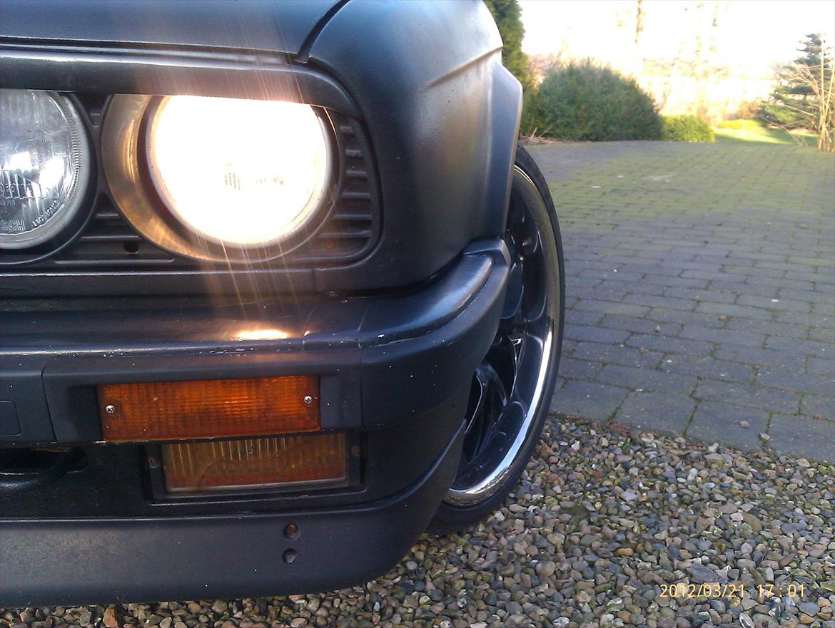 BMW e30 320i (shadow) billede 1