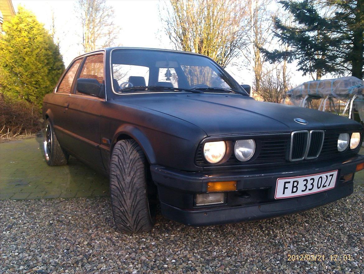 BMW e30 320i (shadow) billede 2
