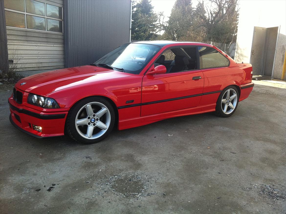 BMW 325i venos coupe billede 2