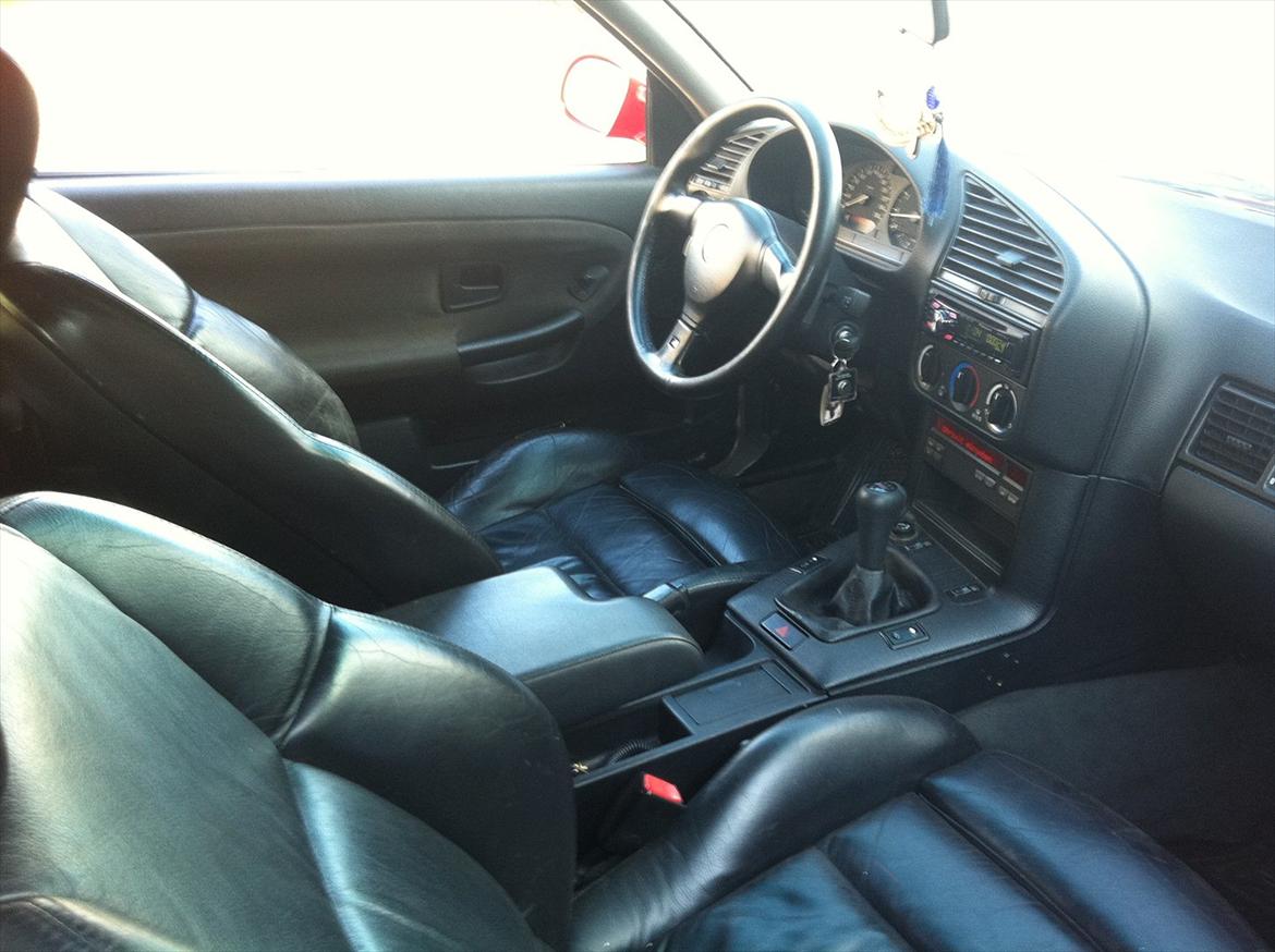 BMW 325i venos coupe billede 7