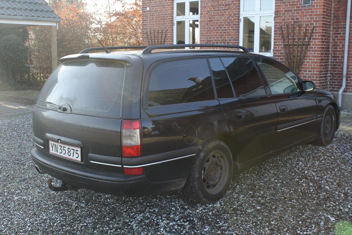 Opel omega b 2,0i 16v sport caravan SOLGT!! billede 2