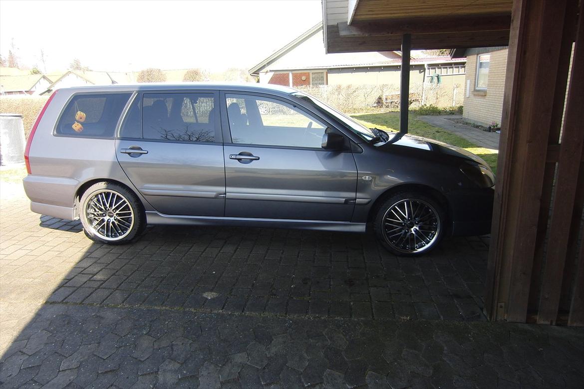 Mitsubishi Lancer 2,0 STW - Så er sommersutterne kommet på billede 10