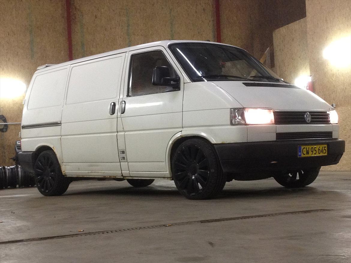 VW Transporter 2.4 Diesel -  billede 2