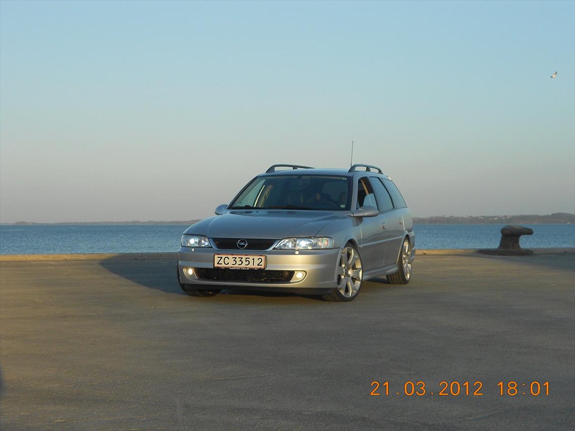 Opel Vectra B 2,2 DTI Sport (SOLGT) billede 3