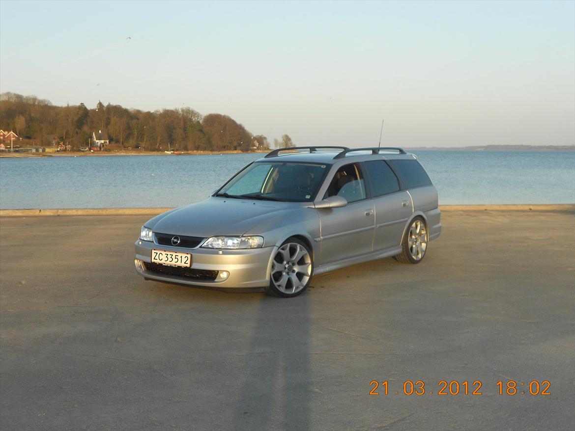 Opel Vectra B 2,2 DTI Sport (SOLGT) billede 5