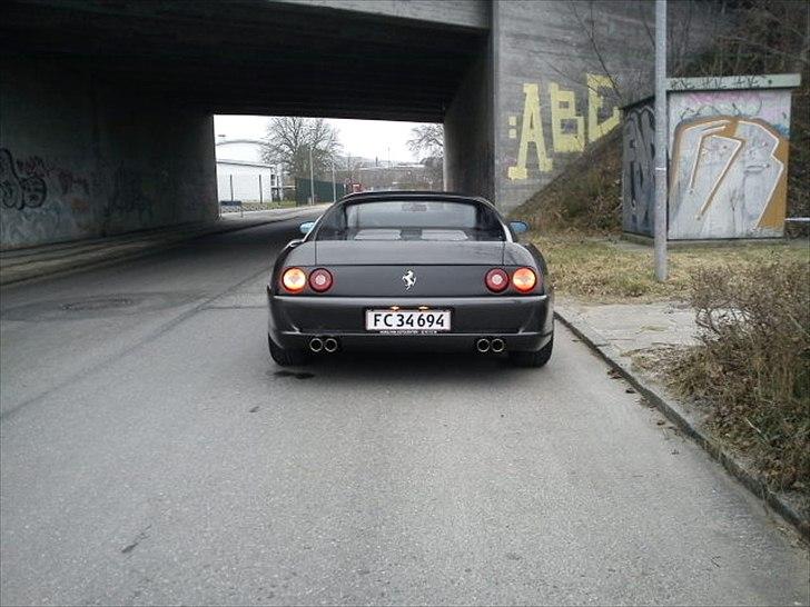 Toyota Ferrari F355 Replica - fin røv. billede 1