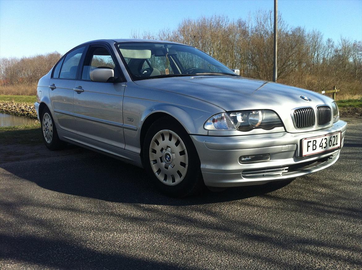BMW E46 318i billede 1